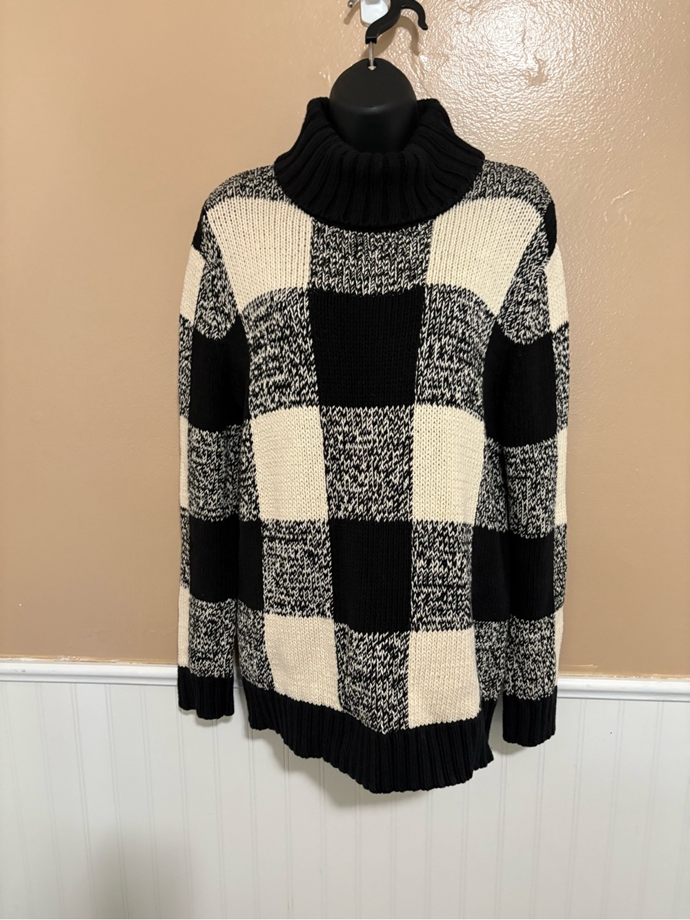 Jones New York Small Chunky Black White Turtleneck Sweater Preowned
